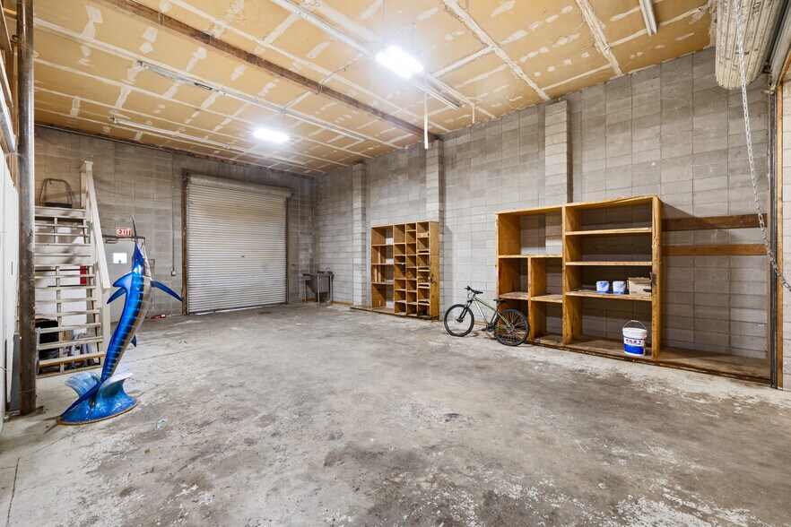 More Photos Of 744 S Grape St, Medford Industrial For Sale