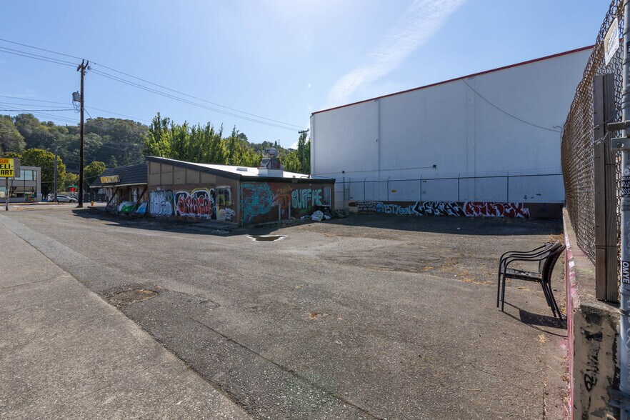 More Photos Of 2701 Airport Way S, Seattle Land For Sale