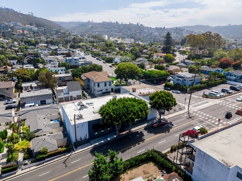 More Photos Of 570-574 S Coast Hwy, Laguna Beach Storefront Retail Residential For Lease