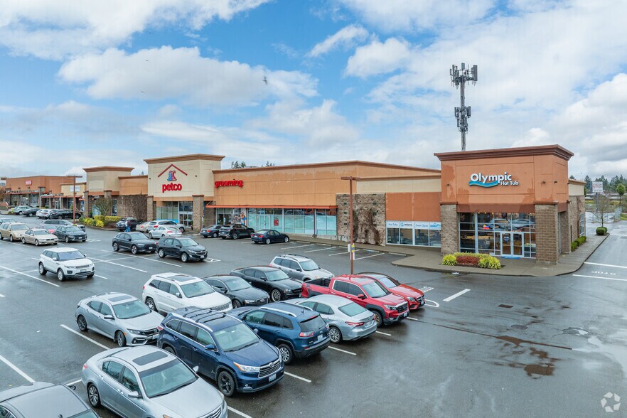 More Photos Of 6111-6201 6th Ave, Tacoma Unknown For Lease