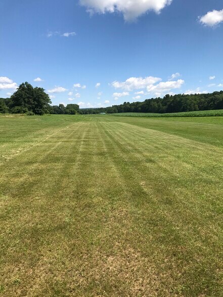 More Photos Of 547 W Main St, Canaan Airport For Sale