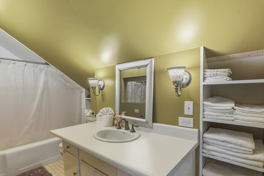 More Photos Of 5186 Gravenstein Hwy S, Sebastopol Restaurant For Sale
