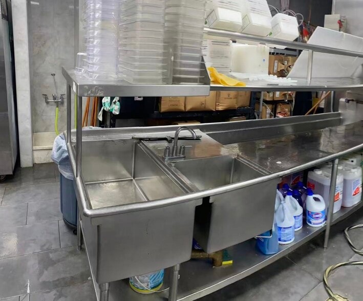 More Photos Of University Dr, Coral Springs Restaurant For Lease