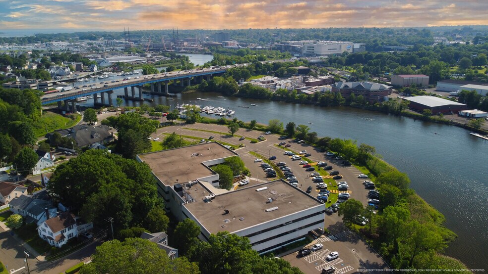 More Photos Of 148 East Ave, Norwalk Medical For Sale