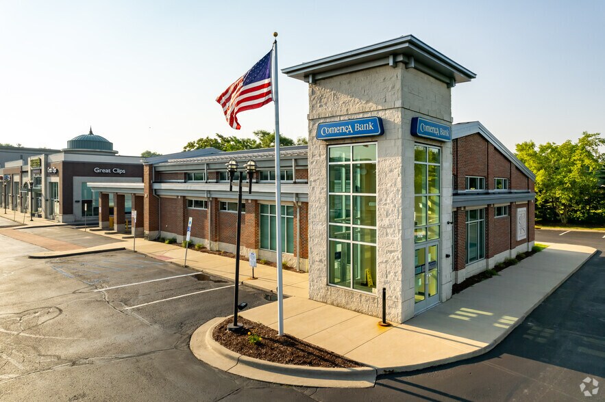 More Photos Of 1412-1490 N Rochester Rd, Rochester Unknown For Lease