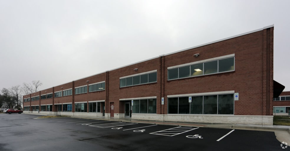 More Photos Of 22149 Davis Dr, Sterling Light Distribution For Lease