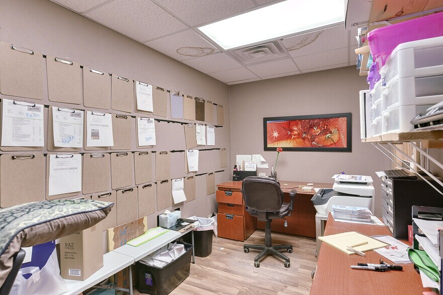 More Photos Of 110 W Reichmuth Rd, Valley Freestanding For Sale