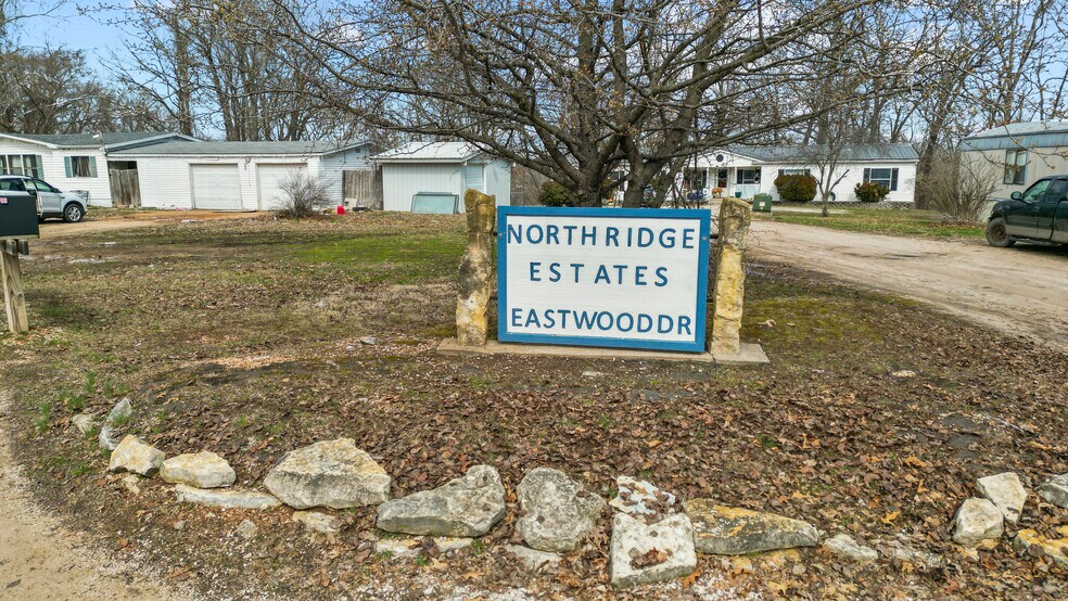 More Photos Of Eastwood Dr, Eldon Manufactured Housing Mobile Home Park For Sale