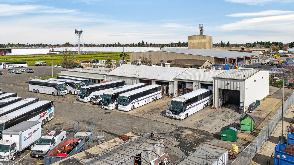 More Photos Of 7701 Wilbur Way, Sacramento Warehouse For Sale
