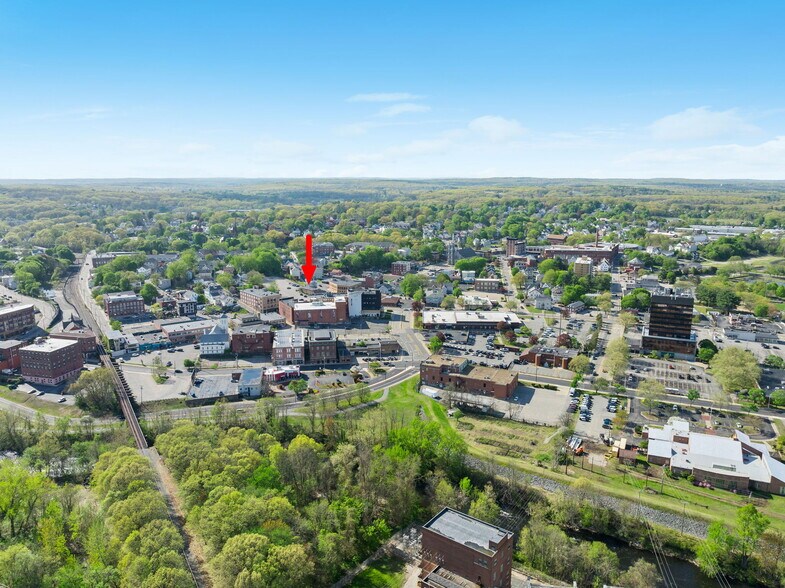 More Photos Of 18 Blackstone St, Woonsocket Auto Repair For Sale