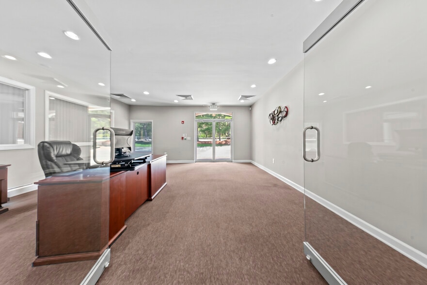 More Photos Of 4440 Tuck Rd, Loganville Research And Development For Sale