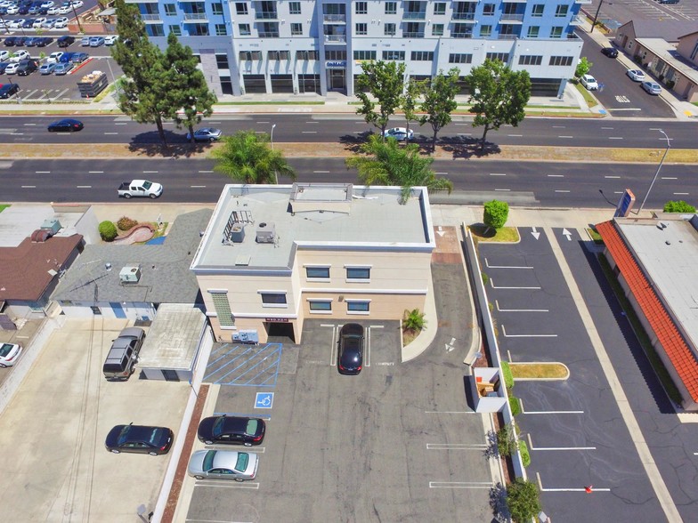 More Photos Of 5821 Beach Blvd, Buena Park Medical For Lease