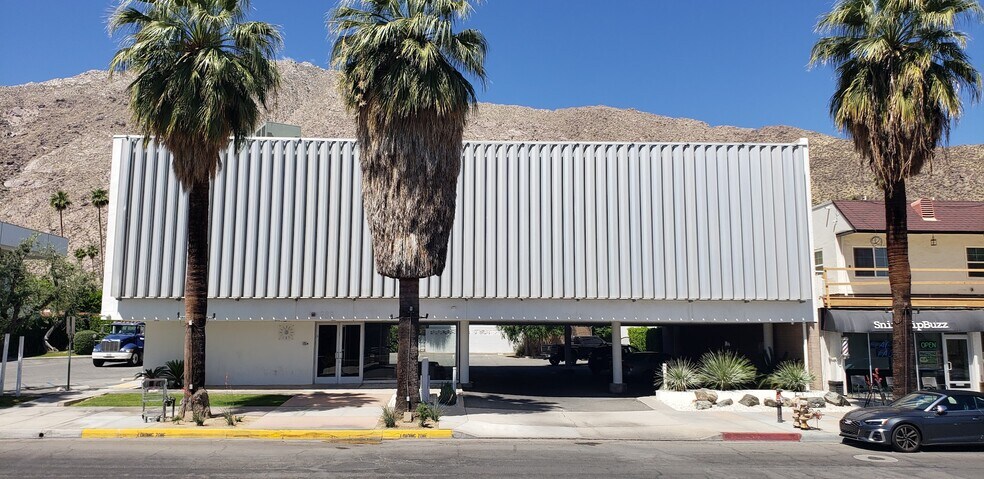 More Photos Of 383 S Palm Canyon Dr, Palm Springs Storefront Retail Office For Lease