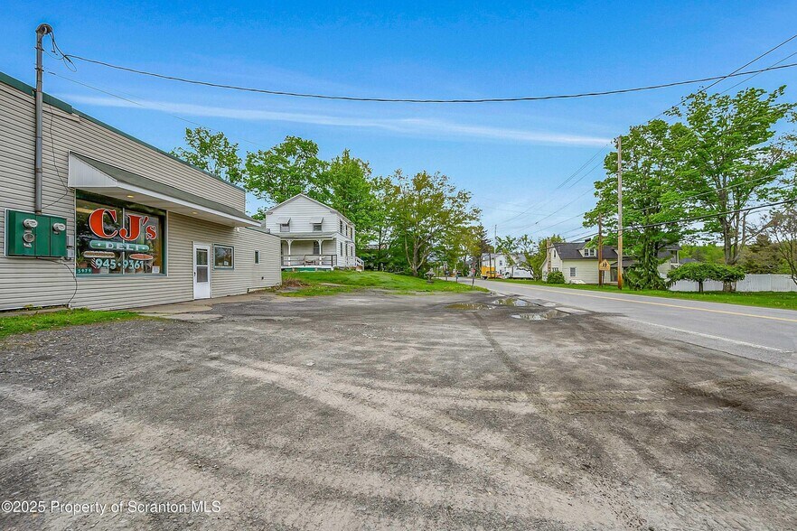 More Photos Of 15979 PA-407, Factoryville Storefront Retail Residential For Sale