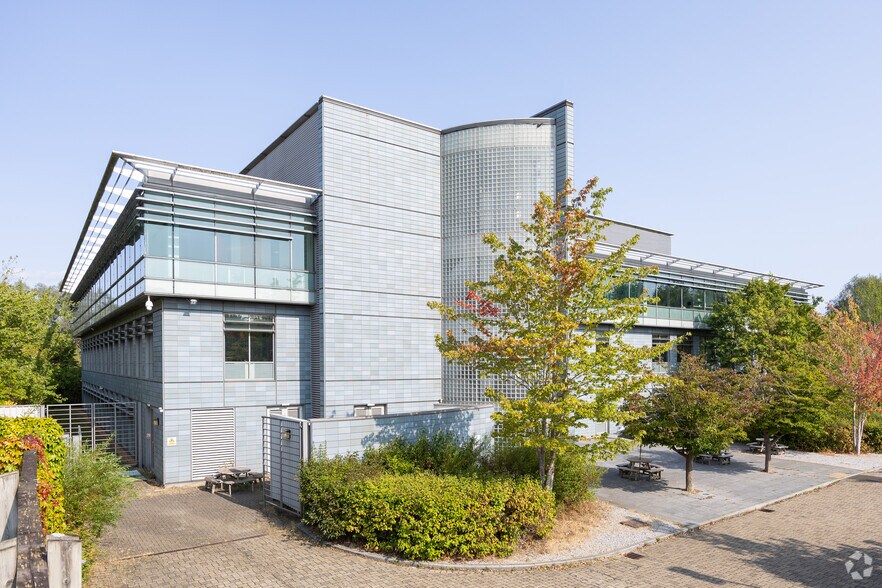 More Photos Of 200 Brook Dr, Reading Coworking Space