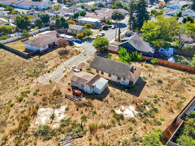More Photos Of 30793 Vallejo St, Union City Land For Sale