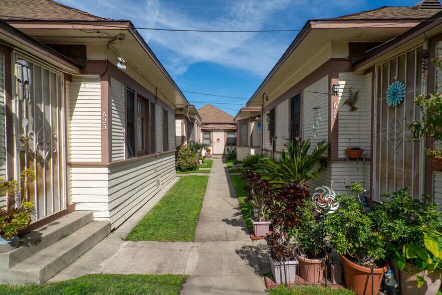 More Photos Of 613-627 W 4th St, Long Beach Apartments For Sale