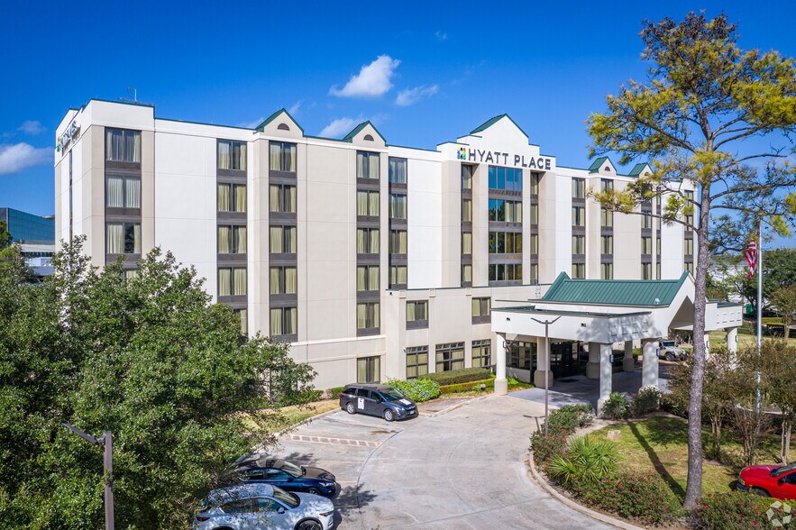 More Photos Of 300 Ronan Park Pl, Houston Hotel For Sale