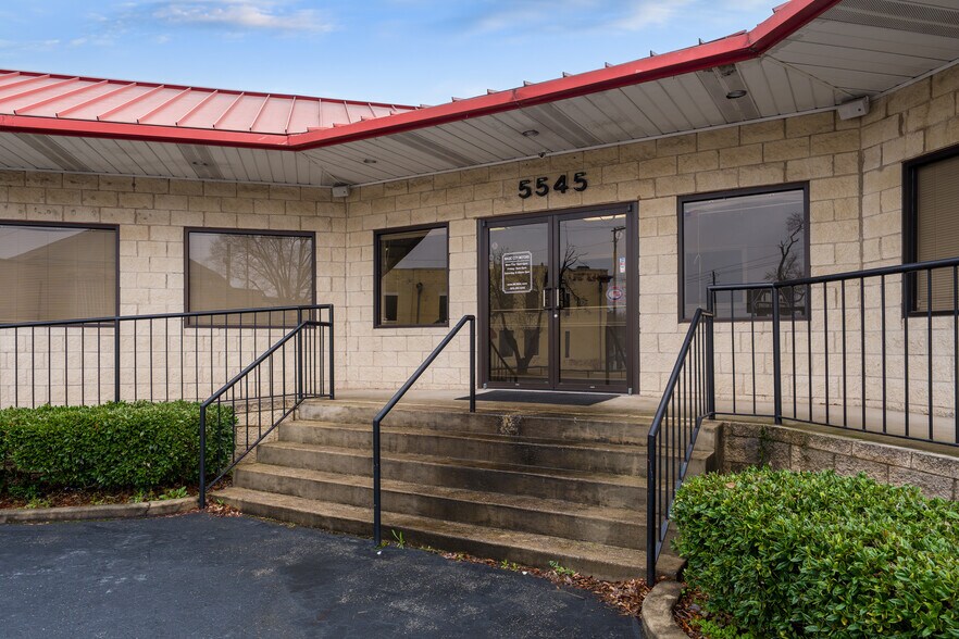 More Photos Of 5547 1st Ave N, Birmingham Freestanding For Sale