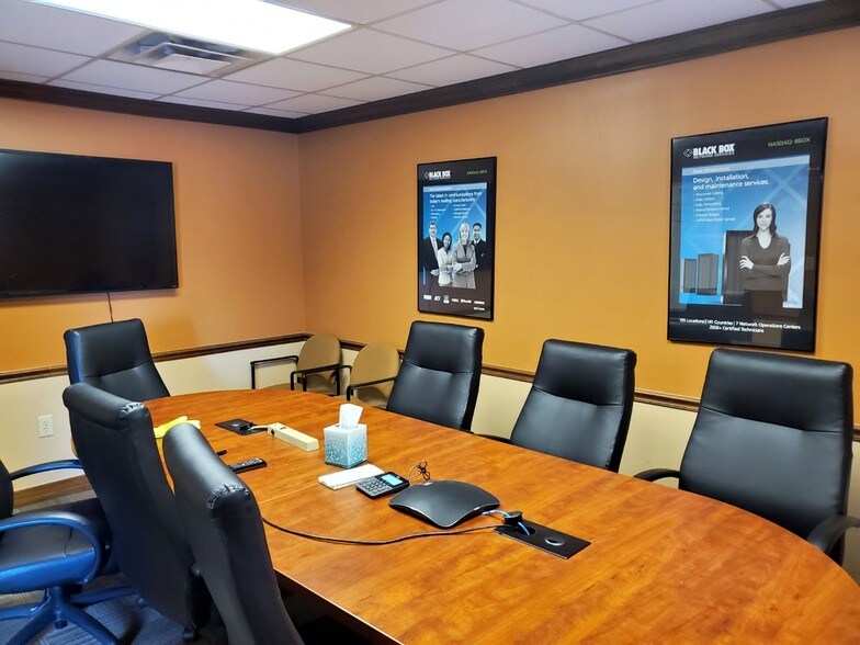 More Photos Of 255 Enterprise Dr, Lewis Center Warehouse For Lease