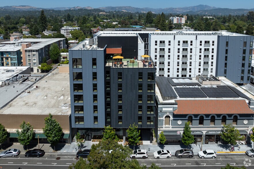 More Photos Of 420 Mendocino Ave, Santa Rosa Apartments For Lease