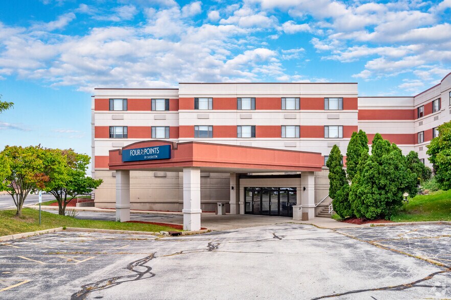 More Photos Of 5311 S Howell Ave, Milwaukee Hotel For Sale