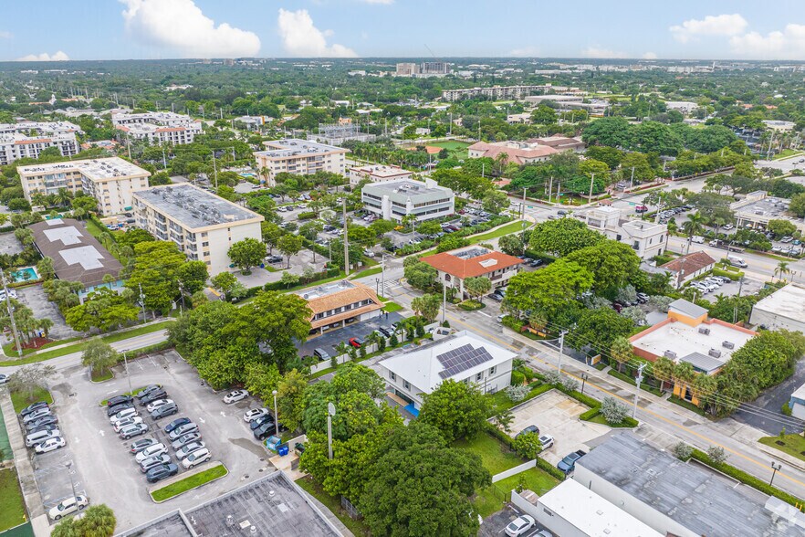 More Photos Of 164 W Royal Palm Rd, Boca Raton Office Residential For Lease