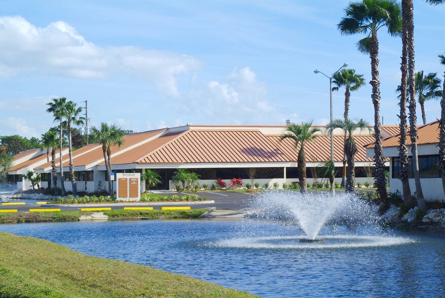 More Photos Of 12495 34th St N, Saint Petersburg Unknown For Lease