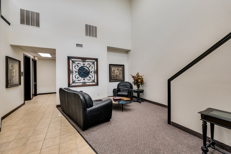 More Photos Of 5172 Village Creek Dr, Plano Medical For Sale