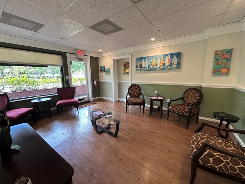 More Photos Of 712 16th St N, Saint Petersburg Medical For Lease