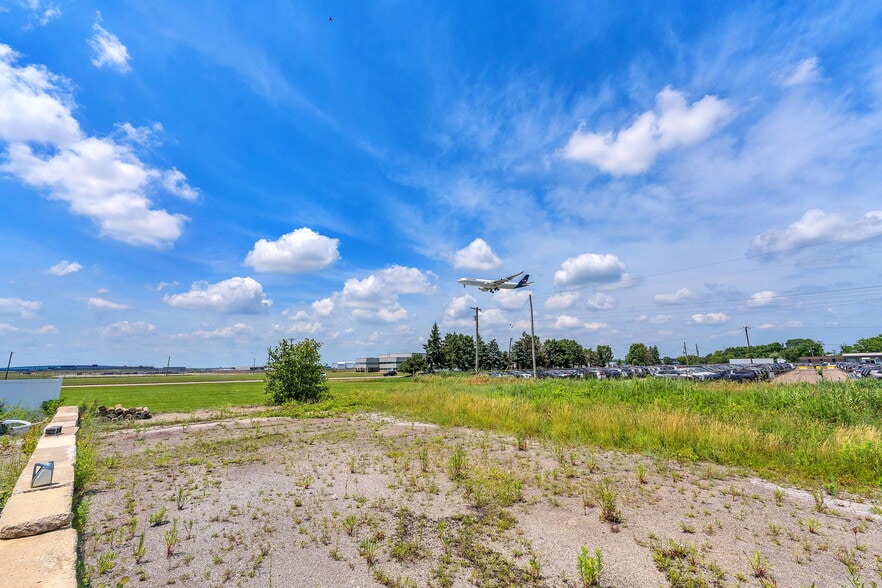 More Photos Of 29300 Goddard Rd, Romulus Manufacturing For Sale