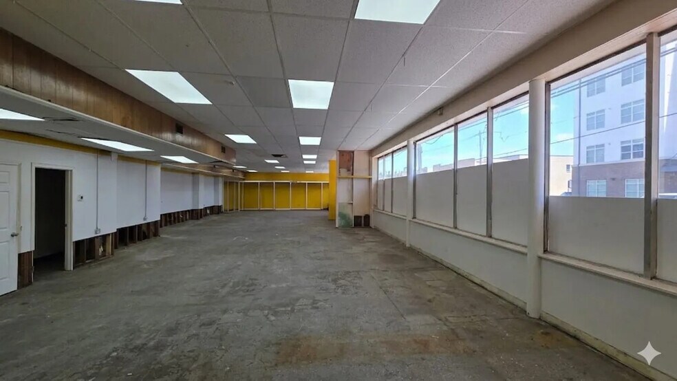 More Photos Of 425 Lincoln Hwy, Iselin Flex For Sale