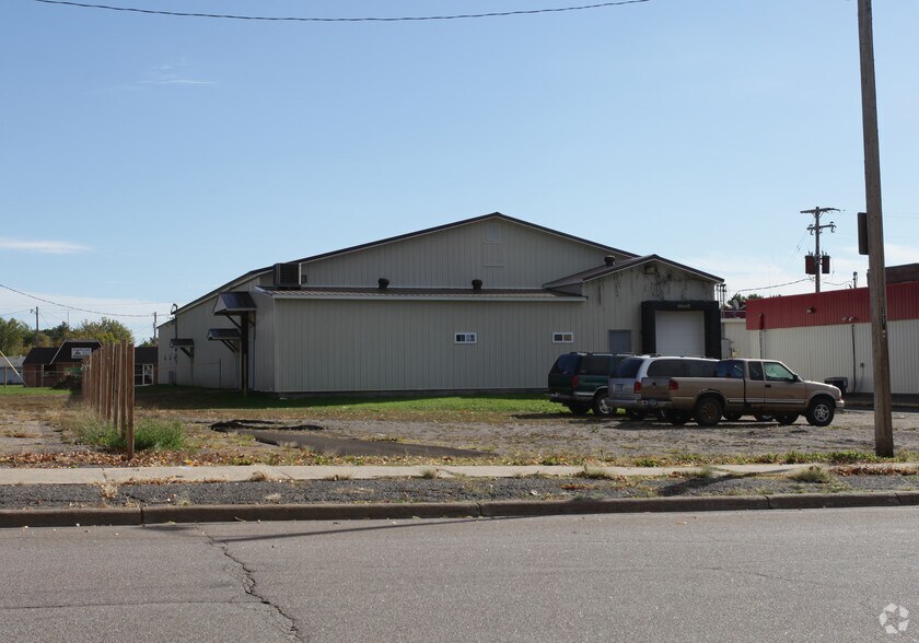 More Photos Of 120 Central Ave N, Milaca Warehouse For Lease