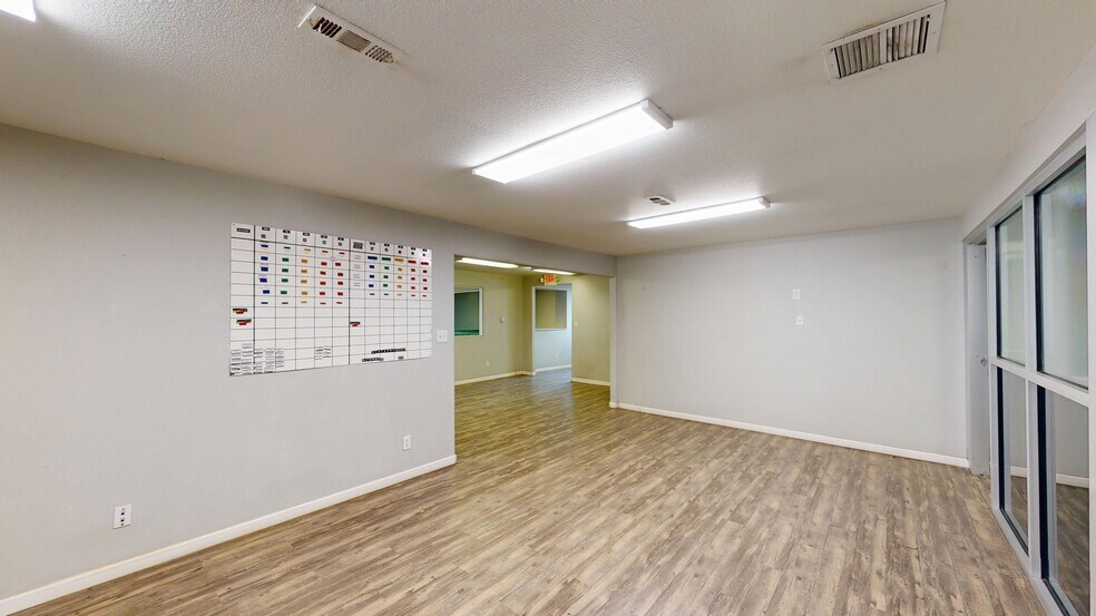 More Photos Of 549 S 10th St, Grand Junction Warehouse For Sale