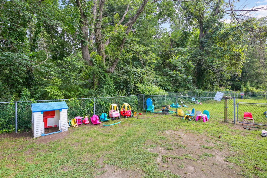 More Photos Of 1129 Route 169, Woodstock Schools For Sale