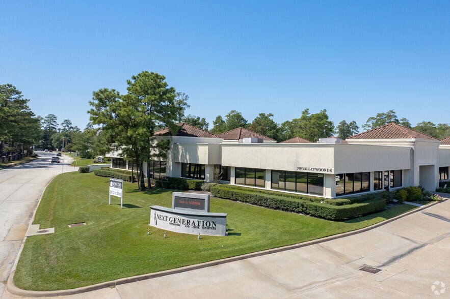More Photos Of 200 Valleywood Dr, Spring Office For Sale