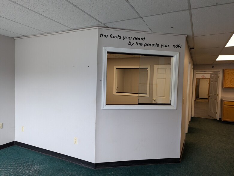 More Photos Of 612 Tenney Mountain Hwy, Plymouth Storefront For Lease