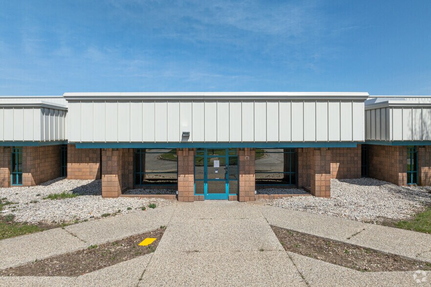 More Photos Of 11700 S 48th Ave, Allendale Distribution For Lease