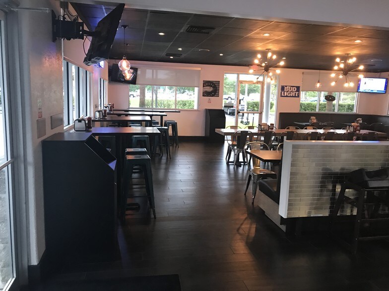 More Photos Of 8841 Commodity Cir, Orlando Fast Food For Sale