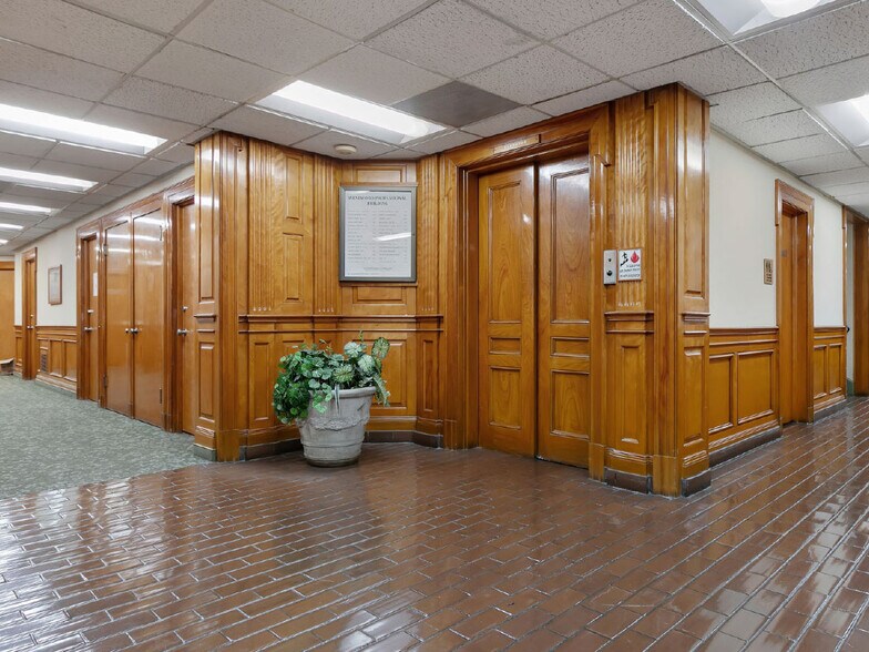 More Photos Of 1033 Gayley Ave, Los Angeles Medical For Lease