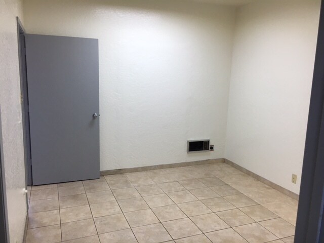 More Photos Of 380 Swift Ave, South San Francisco Warehouse For Lease