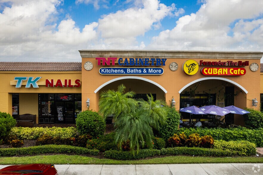 More Photos Of 1201 Piper Blvd, Naples Storefront Retail Office For Lease