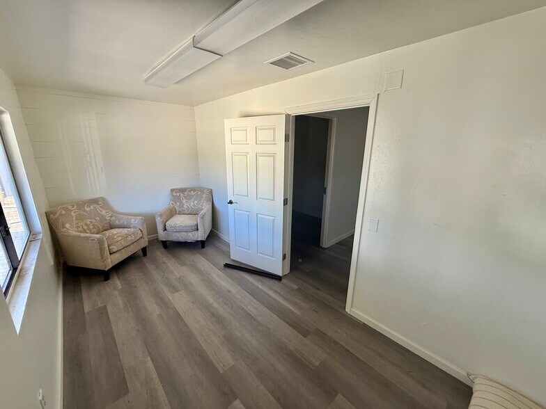 More Photos Of 13272 E Central Ave, Mayer General Retail For Lease