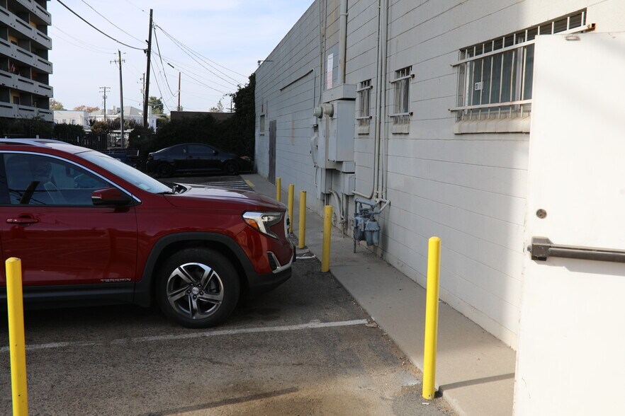 More Photos Of 1815 Van Ness Ave, Fresno Medical For Lease
