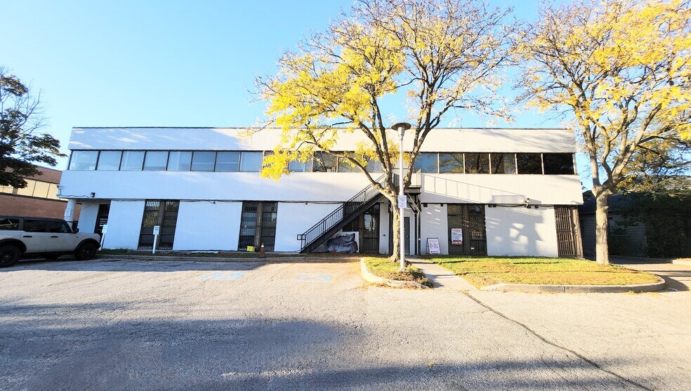 More Photos Of 4125 Lawrence Ave, Toronto Office For Sale