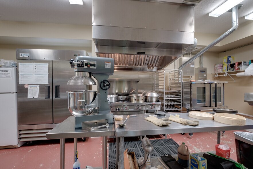 More Photos Of 307 State Road 26, Melrose Restaurant For Sale