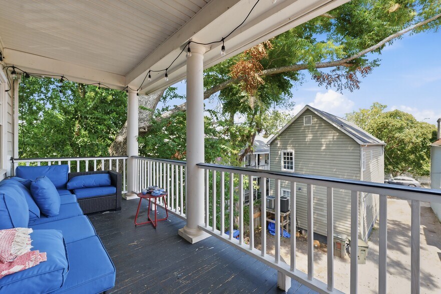 More Photos Of 183 Smith St, Charleston Multifamily For Sale