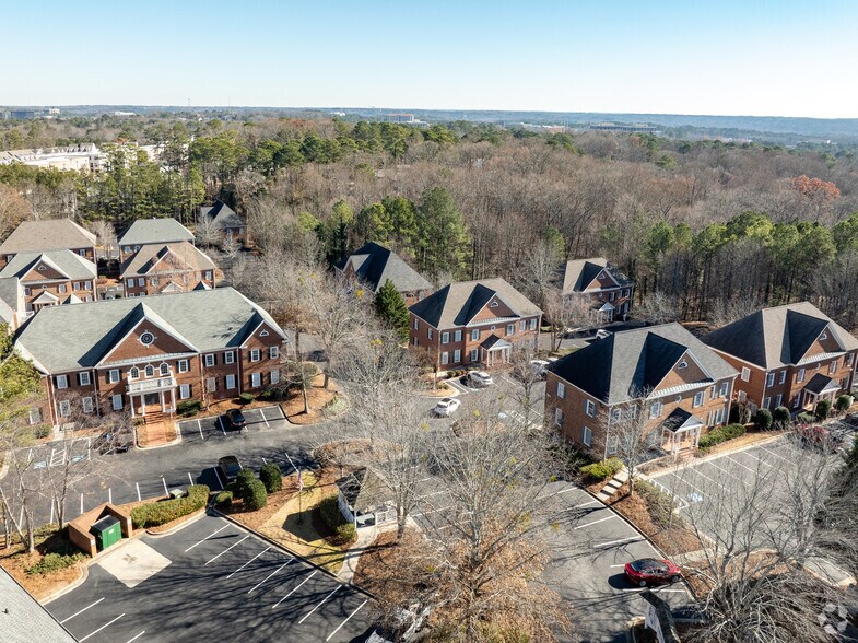 More Photos Of 284 S Main St, Alpharetta Unknown For Lease