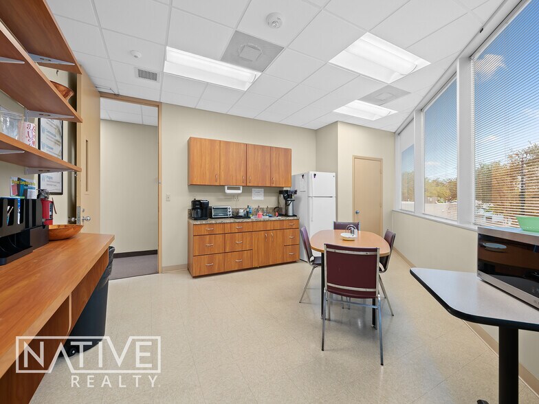 More Photos Of 634 NE 3rd Ave, Fort Lauderdale Office For Lease