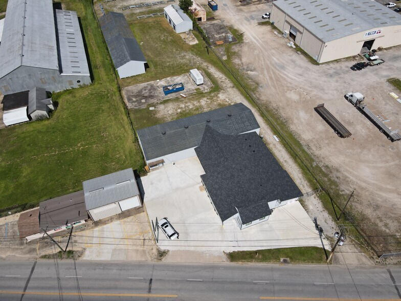 More Photos Of 470-474 S 4th St, Beaumont Industrial For Sale